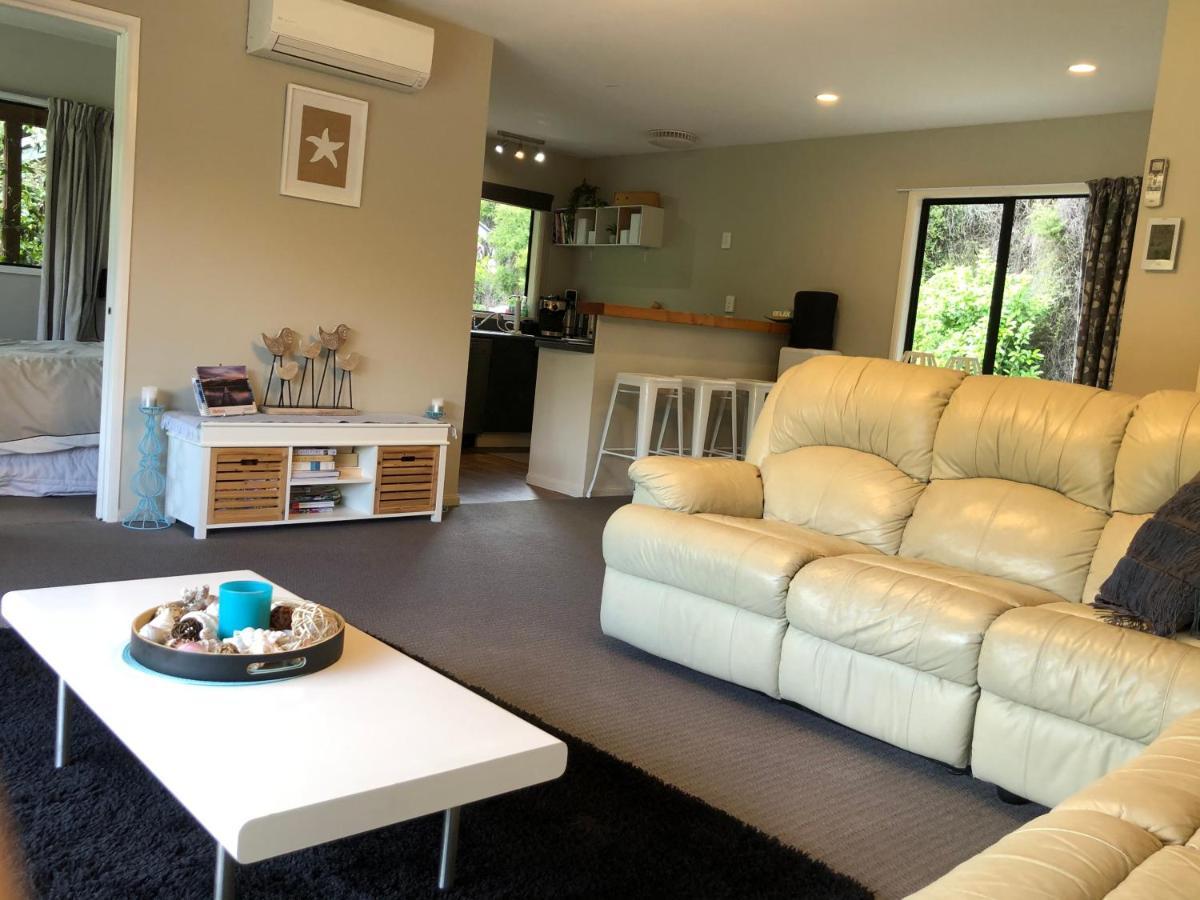 Villa Tranquil Family Retreat Akaroa Esterno foto