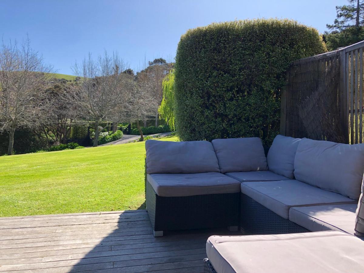 Villa Tranquil Family Retreat Akaroa Esterno foto