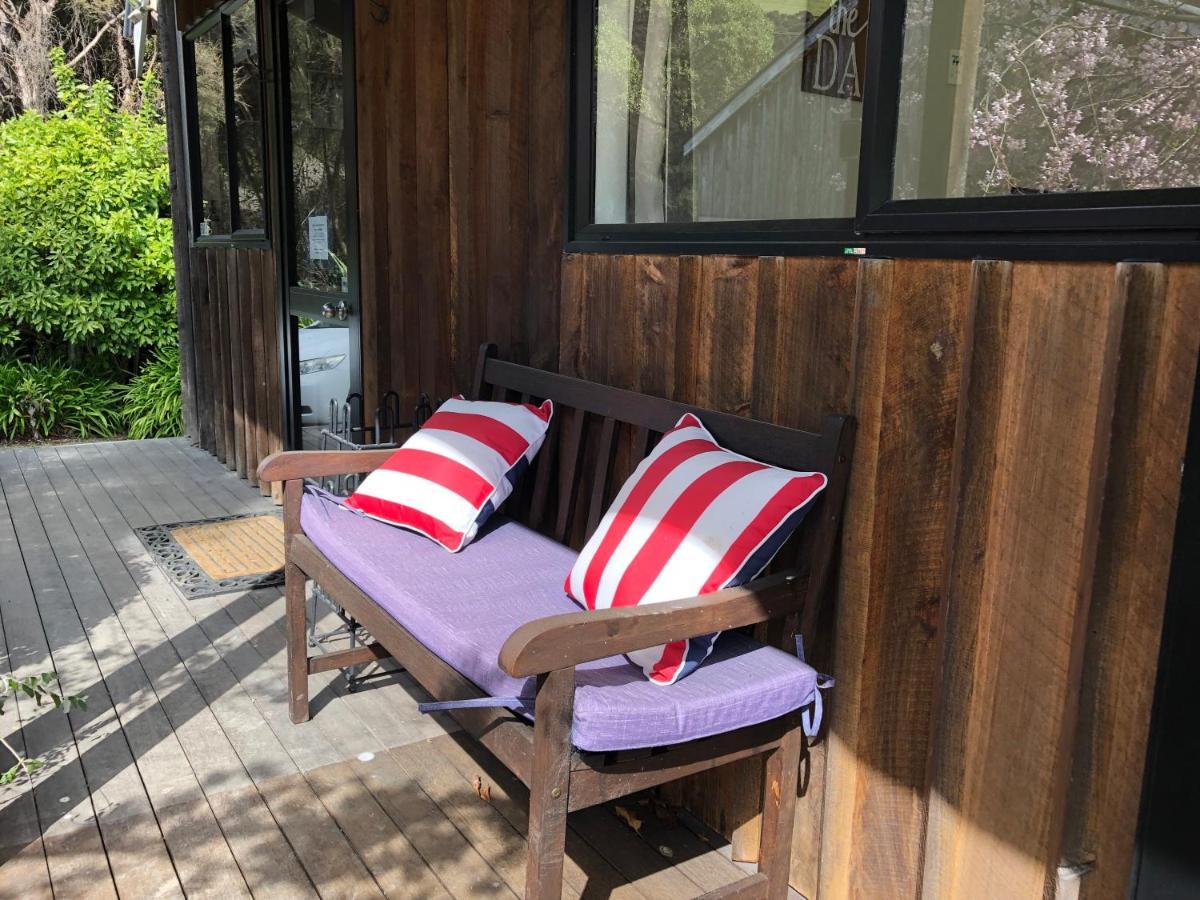 Villa Tranquil Family Retreat Akaroa Esterno foto